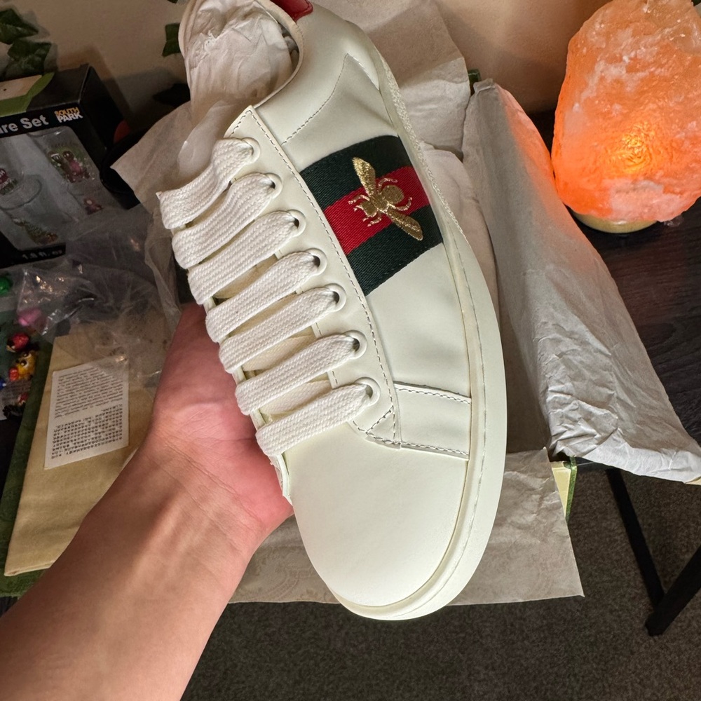 Gucci Ace Small Bee Sneakers Men’s Size 8 Classic Designer Shoes - Picture 4 of 17